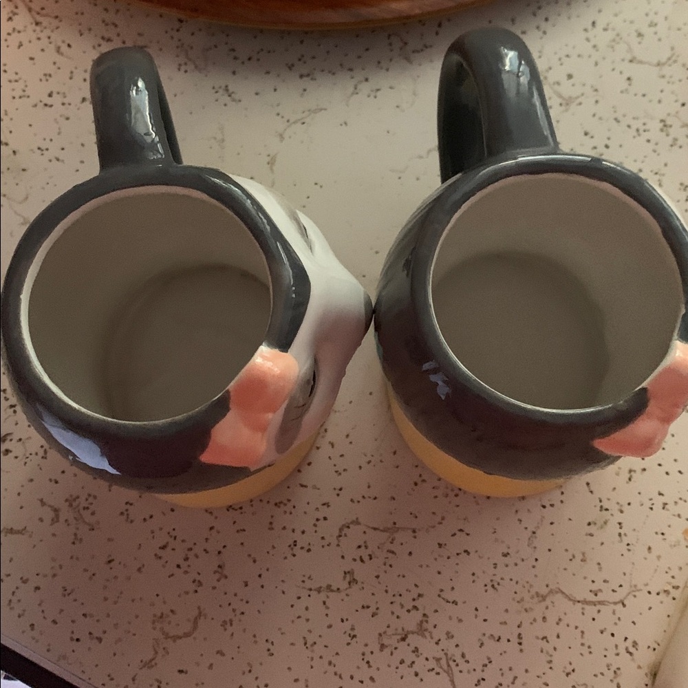Bundle Of 2 Cute Sloth Face Mugs with Gray and Yellow Mugs - Picture 8 of 9